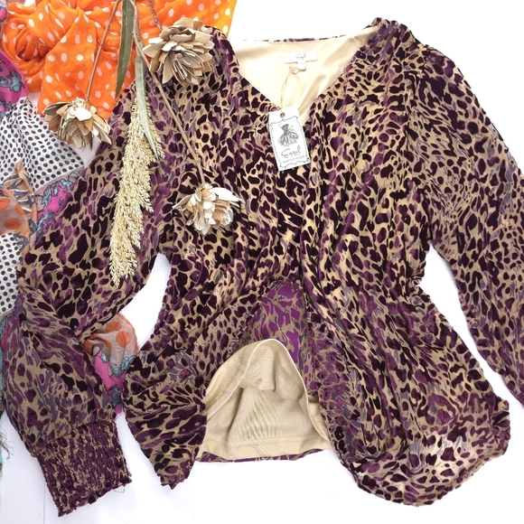 New Easel Purple Cream Leopard Print Sheer Textured Lined Womens Top Sz 1X - Picture 2 of 9